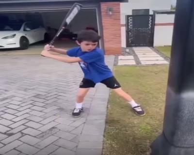 faildumpfunnyvideosThishurthandsmorethanfaceRememberfailblog Thumbnail